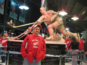 Gordie Howe statue at Joe Louis Arena